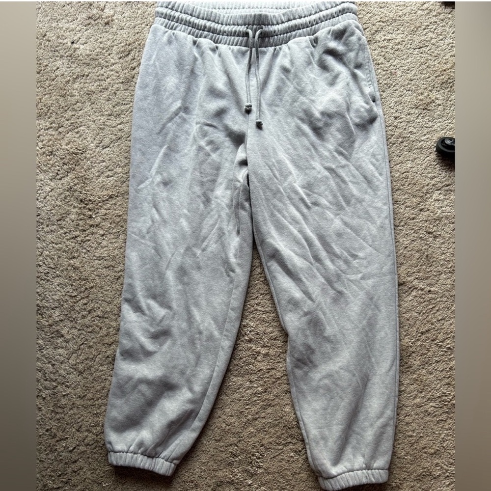Women’s Solid Grey Sweatpants - image 1